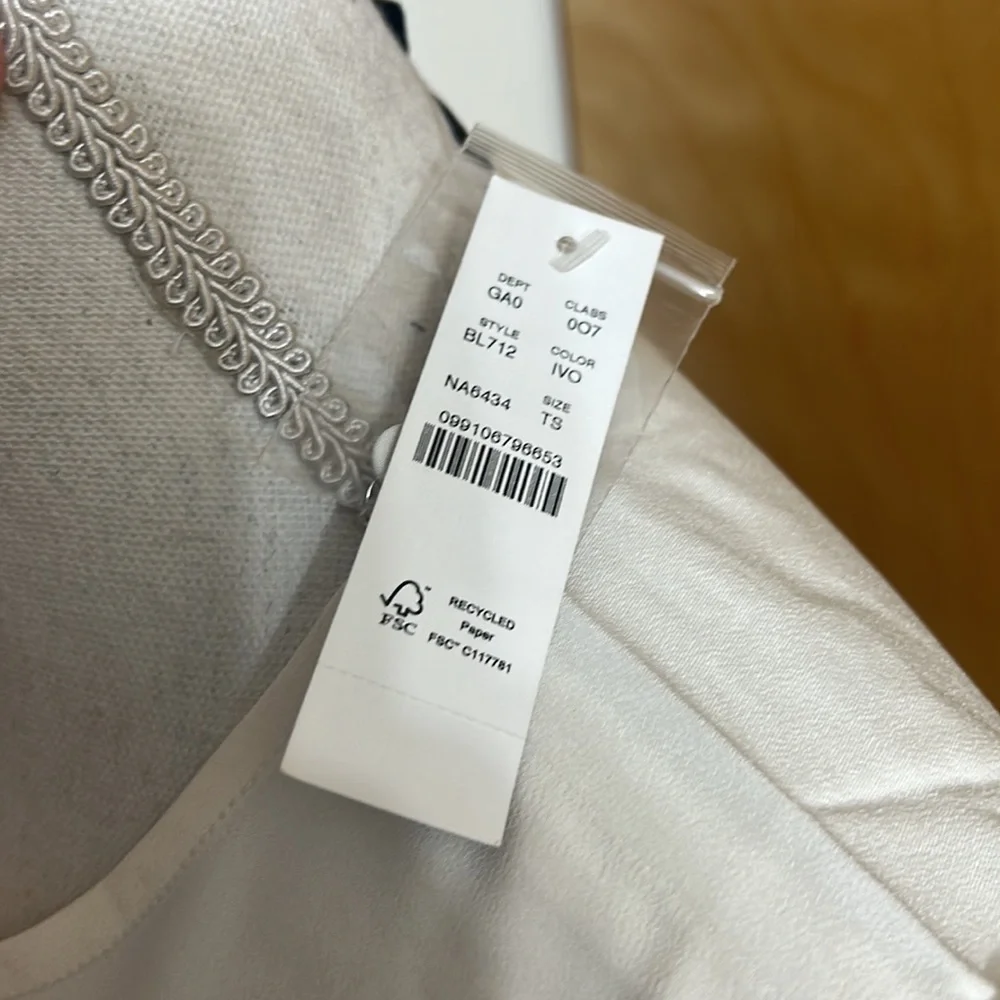 NWT J. Crew Puff Sleeve Satin-Back Crepe Top
